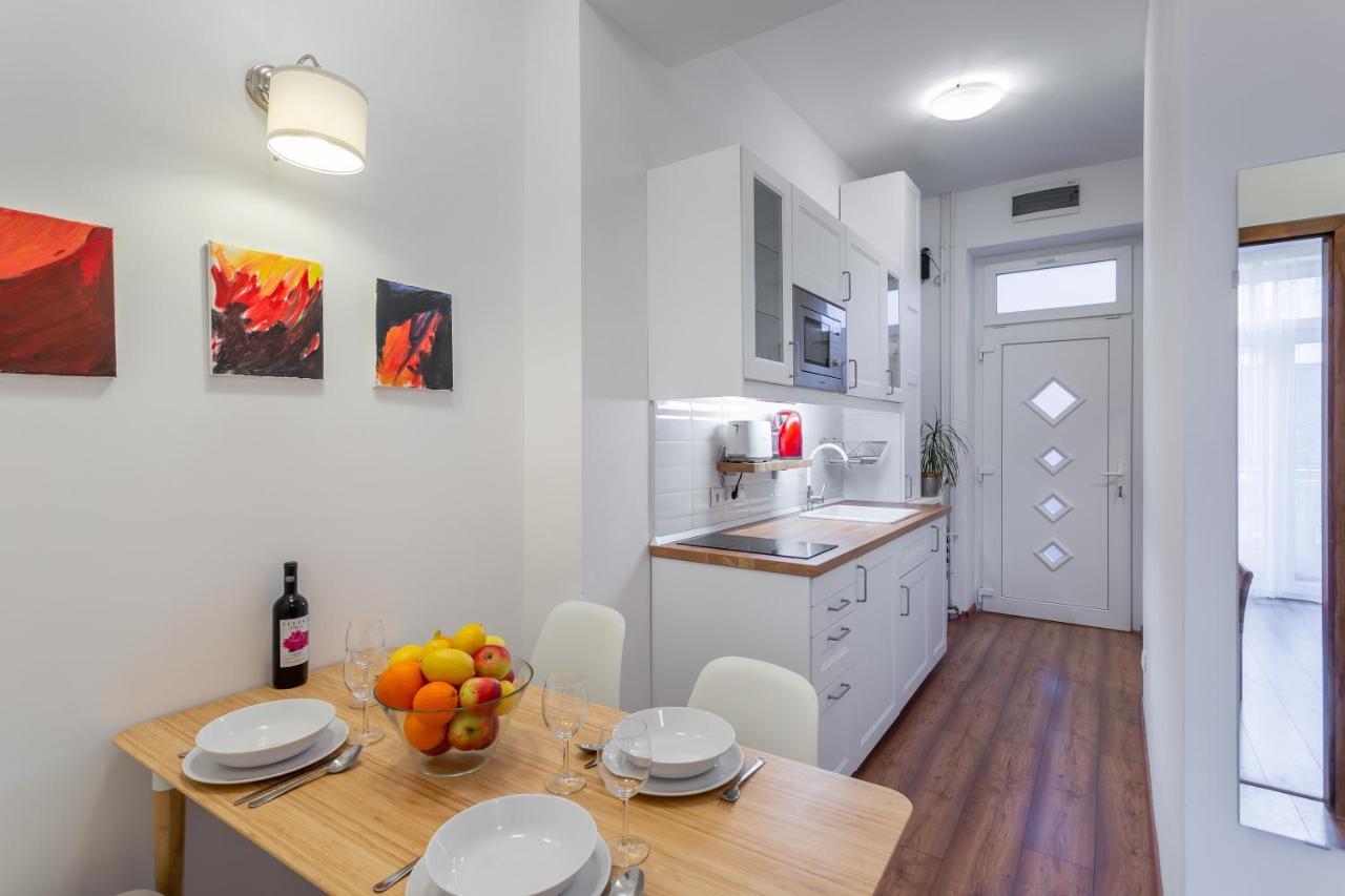 Central Avenue Apartment Budapeşte Dış mekan fotoğraf