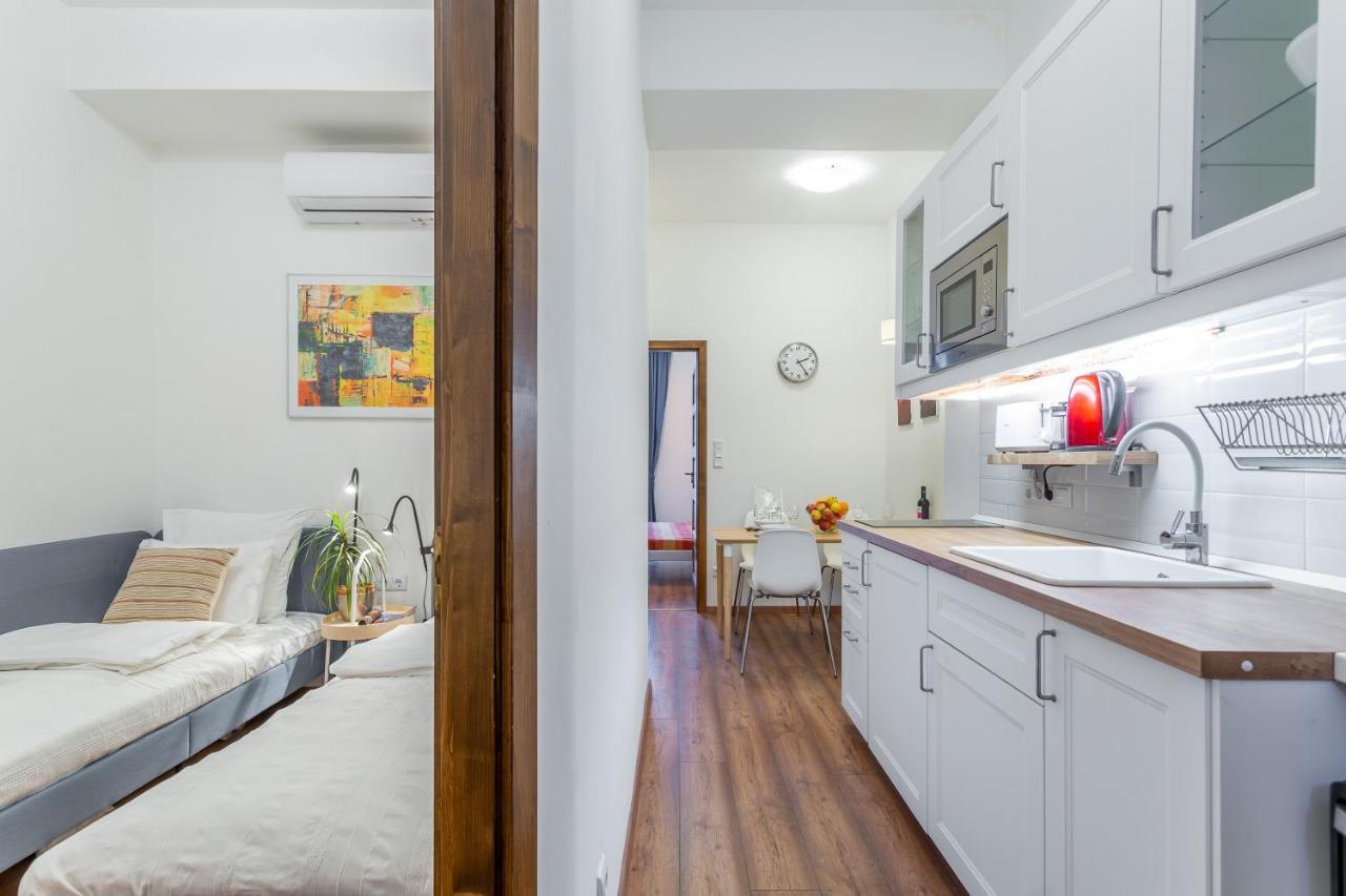 Central Avenue Apartment Budapeşte Dış mekan fotoğraf